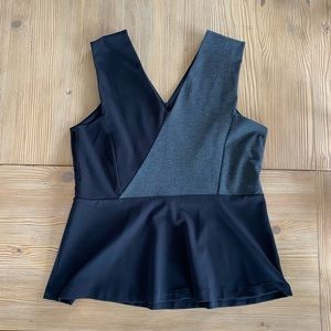 Ann Taylor sz L Peplum Charcoal & Clack V-neck.